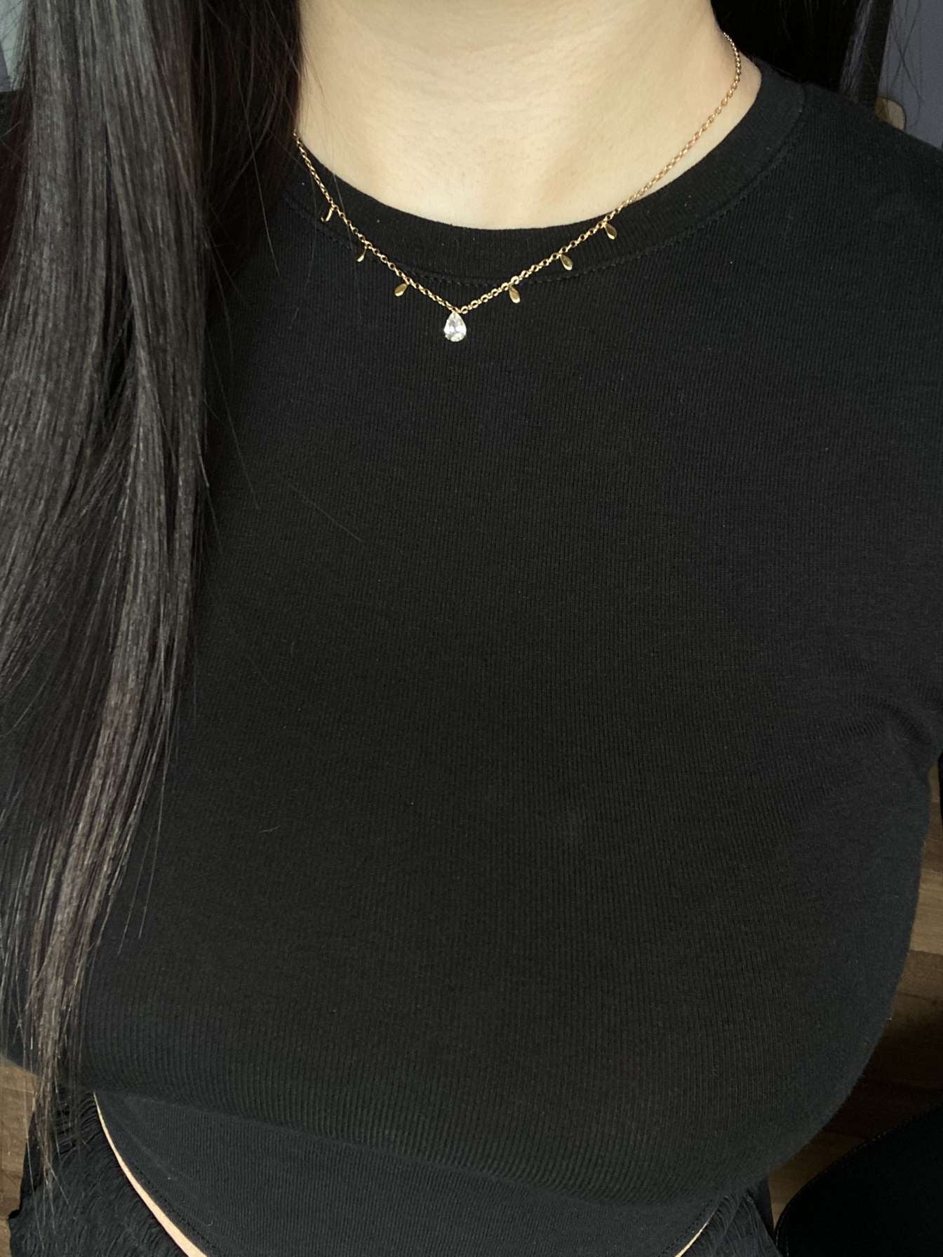 COLLIER SELENA